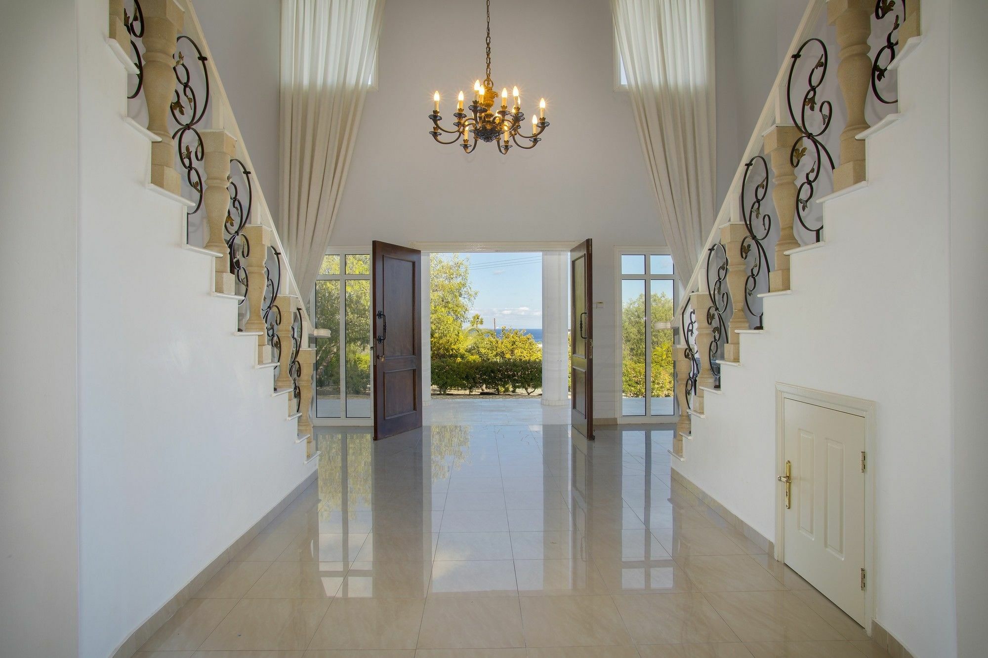 Villa Georgia Pernera ภายนอก รูปภาพ