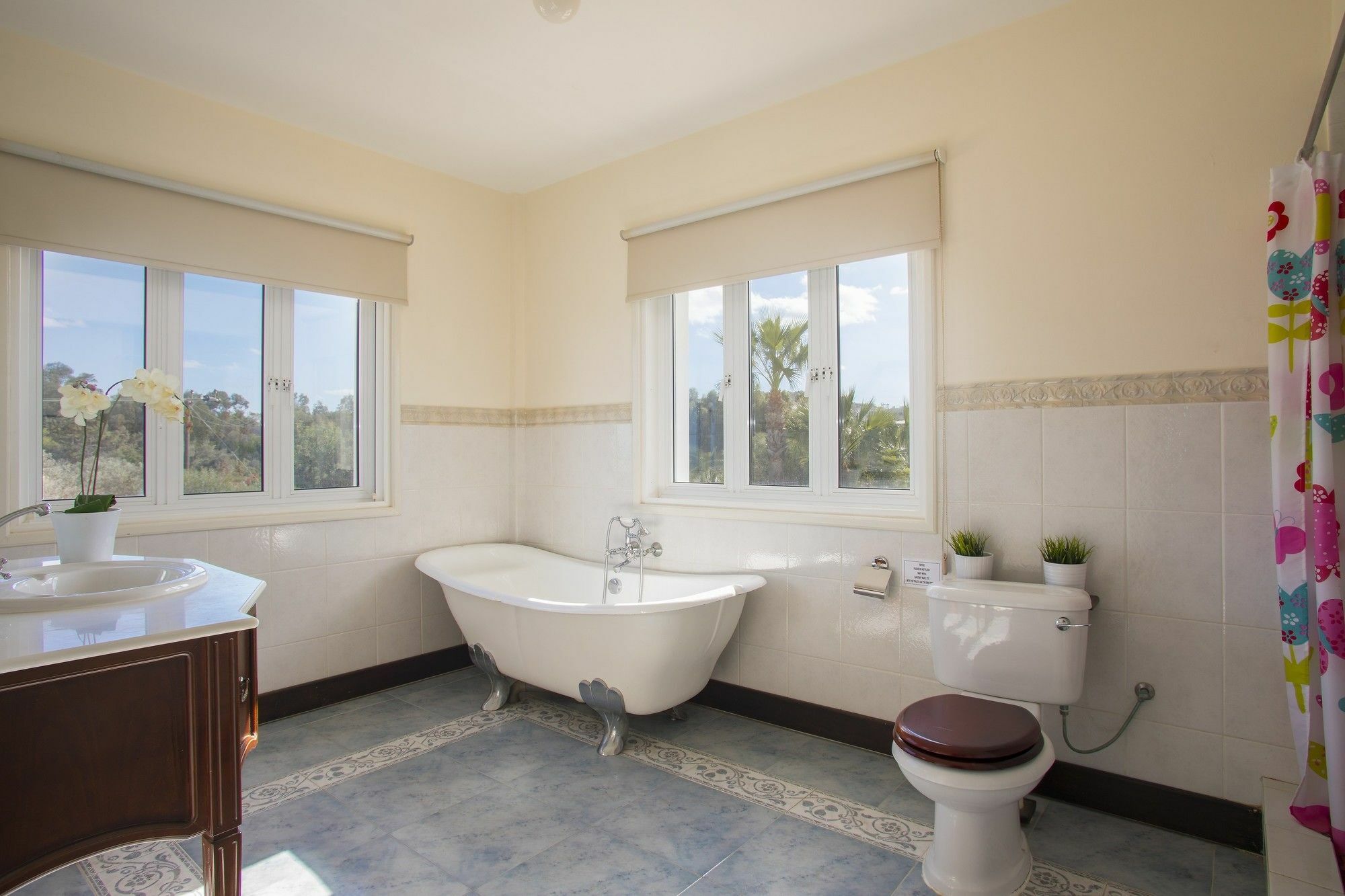 Villa Georgia Pernera ภายนอก รูปภาพ